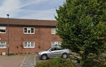 Thumbnail Flat to rent in Newport Court, Derby