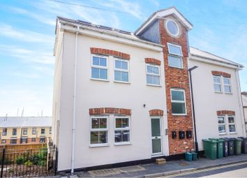 Thumbnail 2 bed flat for sale in 72 Arctic Road, Cowes