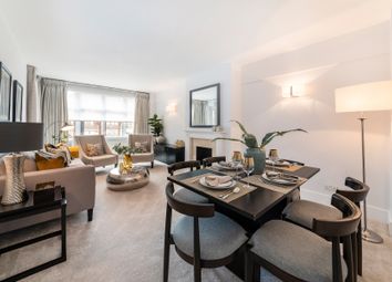 2 Bedrooms Flat to rent in Richmond Court, Sloane Street, Knightsbridge, London SW1X