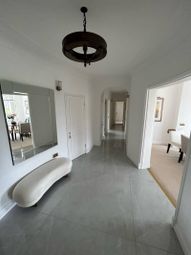 Thumbnail Flat to rent in Heath Rise, Putney, London