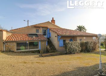 Thumbnail 3 bed villa for sale in Saint-Varent, Deux-Sèvres, Nouvelle-Aquitaine