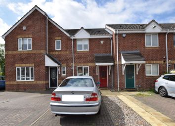 2 Bedrooms Terraced house for sale in Strouds Close, Chadwell Heath, Romford RM6