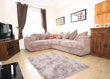 3 Bedrooms Terraced house to rent in Durham Rise, Plumstead, London SE18
