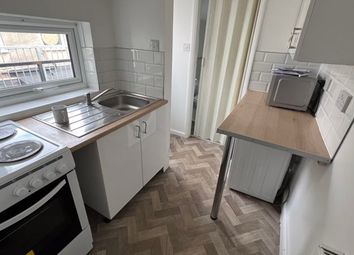 Thumbnail Flat to rent in Ashby High Street, Scunthorpe