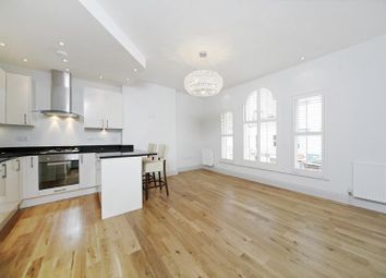 Thumbnail 1 bed flat to rent in Dawes Road, Fulham, London