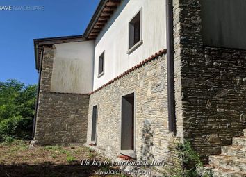 Thumbnail 4 bed villa for sale in Tuscany, Lunigiana, Podenzana