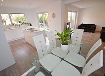 4 Bedrooms Detached house for sale in Southdown Crescent, Cheadle Hulme, Cheadle SK8