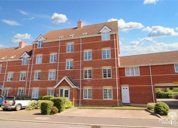 Thumbnail 2 bed flat for sale in Windsor Court, Newbury, Berkshire