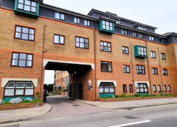 Thumbnail Flat for sale in Regents Court, Gravesend