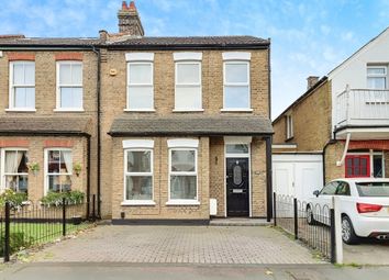 Thumbnail End terrace house to rent in North Avenue, Southend-On-Sea