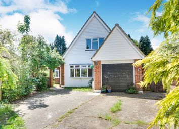 3 Bedrooms Detached house for sale in Woodberry Close, Leigh-On-Sea, Essex SS9
