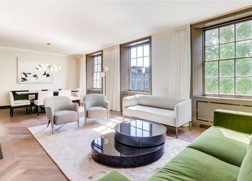 2 Bedrooms Flat for sale in Lowndes Square, London SW1X