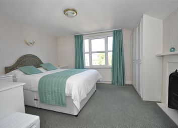 Thumbnail Flat to rent in Laleham Road, Staines