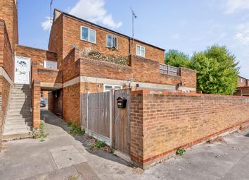 Thumbnail Flat for sale in Steeplehall, Basildon