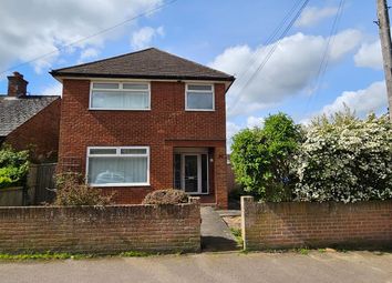 Thumbnail Detached house to rent in Heaton Road, Canterbury