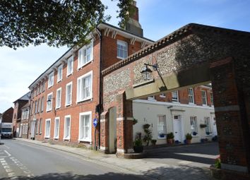 Thumbnail Flat to rent in 3 East Row Mews, East Row, Chichester, West Sussex