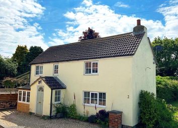Thumbnail 2 bed detached house for sale in London Road, Louth