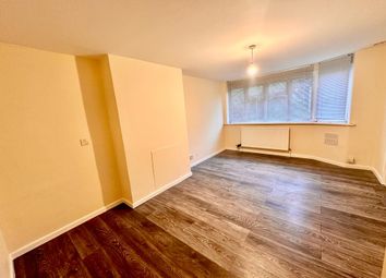 Thumbnail Flat to rent in Meadway, Barnet