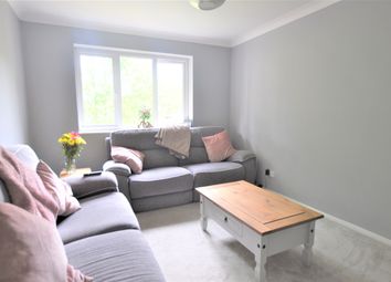 Thumbnail 2 bed maisonette to rent in Amberley Court, Sidcup