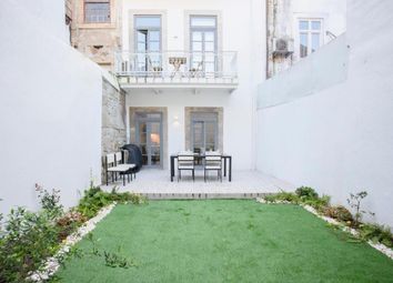 Thumbnail 1 bed apartment for sale in R. De 31 De Janeiro, 4000 Porto, Portugal