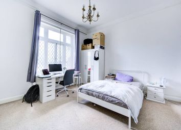 Thumbnail 4 bedroom flat to rent in Earls Court Square, Earls Court, London