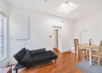 Thumbnail 1 bedroom flat to rent in Fairbridge Road, Archway, London