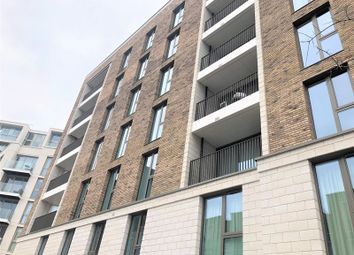 1 Bedrooms Flat to rent in Commodore House, Admiralty Avenue, London E16