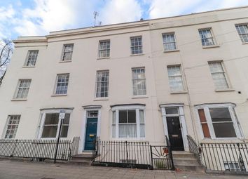 1 Bedrooms Flat to rent in Portland Place East, Leamington Spa CV32