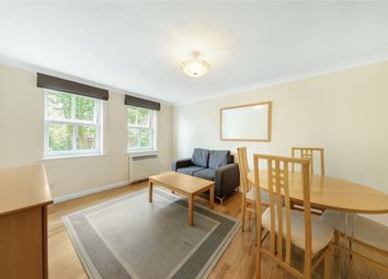 Thumbnail Flat to rent in Alfred Close, London