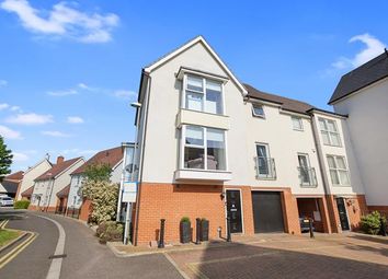 4 Bedrooms End terrace house for sale in Montfort Drive, Chelmsford, Essex CM2
