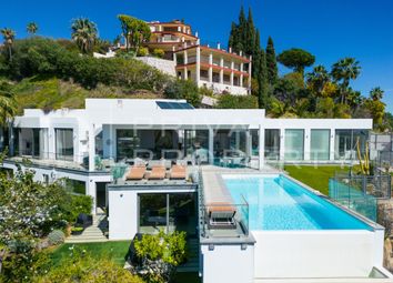 Thumbnail 7 bed villa for sale in La Quinta, Benahavis, Malaga