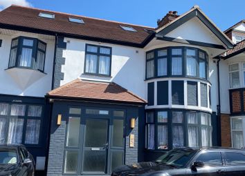 Thumbnail Room to rent in Park Avenue North, Willseden Green