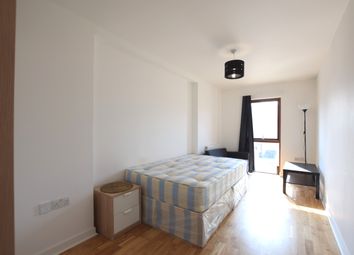 1 Bedrooms  to rent in Brabazon Street, London E14