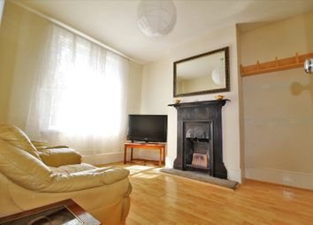 2 Bedroom Semi-detached house for rent