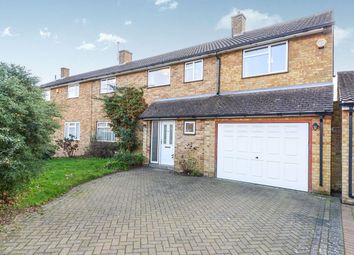 5 Bedroom Semi-detached house for rent