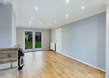 Thumbnail Terraced house to rent in Thistle Grove, Welwyn Garden City