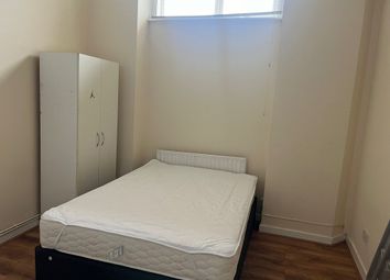 Thumbnail Studio to rent in Flat, Guildford House, - Guildford Street, Luton