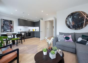 2 Bedrooms Flat for sale in Sisters Avenue, London SW11