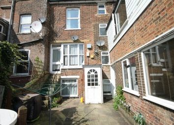 Thumbnail 1 bed flat to rent in Rothesay Road, Luton