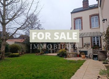 Thumbnail 5 bed property for sale in La Ferte-Bernard, Pays De La Loire, 72400, France