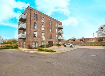 Thumbnail 1 bedroom flat for sale in Carrowmore Close, West Thurrock, Grays