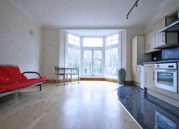 Thumbnail 1 bed flat to rent in Upper Street, Islington