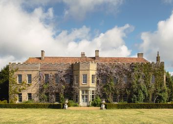 Narborough Hall II_03.Jpg