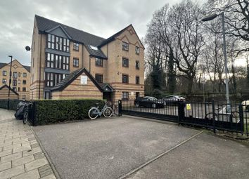 Thumbnail Flat to rent in Healey House, Mile End