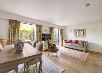 2 Bedrooms Flat to rent in Milliner House, Hortensia Road, Chelsea SW10