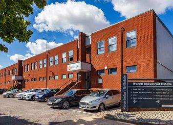 Thumbnail Warehouse to let in Unit 6 Heron Industrial Estate, Basingstoke Road, Spencers Wood, Reading