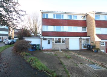 3 Bedroom Semi-detached house for rent