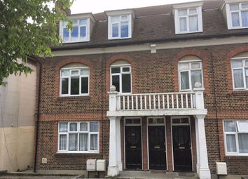 4 Bedrooms Flat to rent in Southcroft Road, Tooting SW16