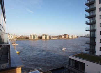 2 Bedrooms Flat to rent in Drew House, Wharf Street, London SE8