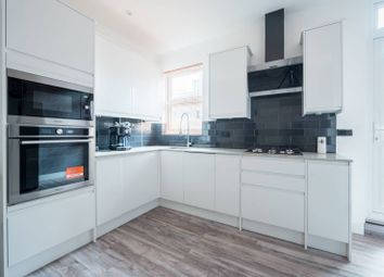 Thumbnail 1 bedroom flat to rent in .Coldharbour Lane, Brixton, London